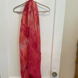 Pink dyed thin Italian scarf